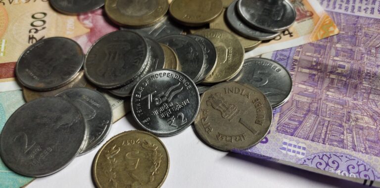 The rupee fell 19 paise to 85.15 against the US dollar on Wednesday morning. (Photo/Reuters)