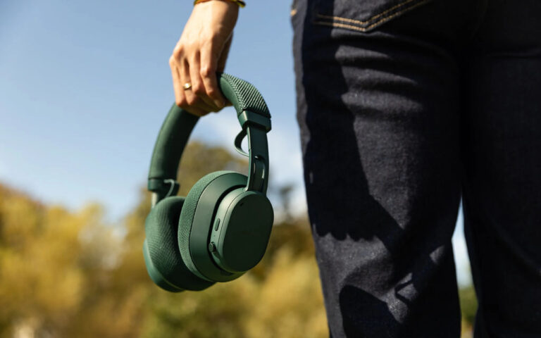 Fairphone Fairbuds XL 2025 over-ear headphones showcasing sustainable design and modular build